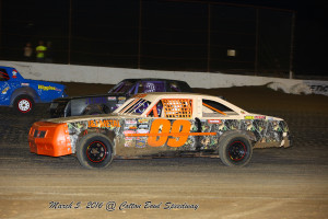 IMCA Hobby Stock Father and Daughter #09 David Shed #04 Alexa Shaed