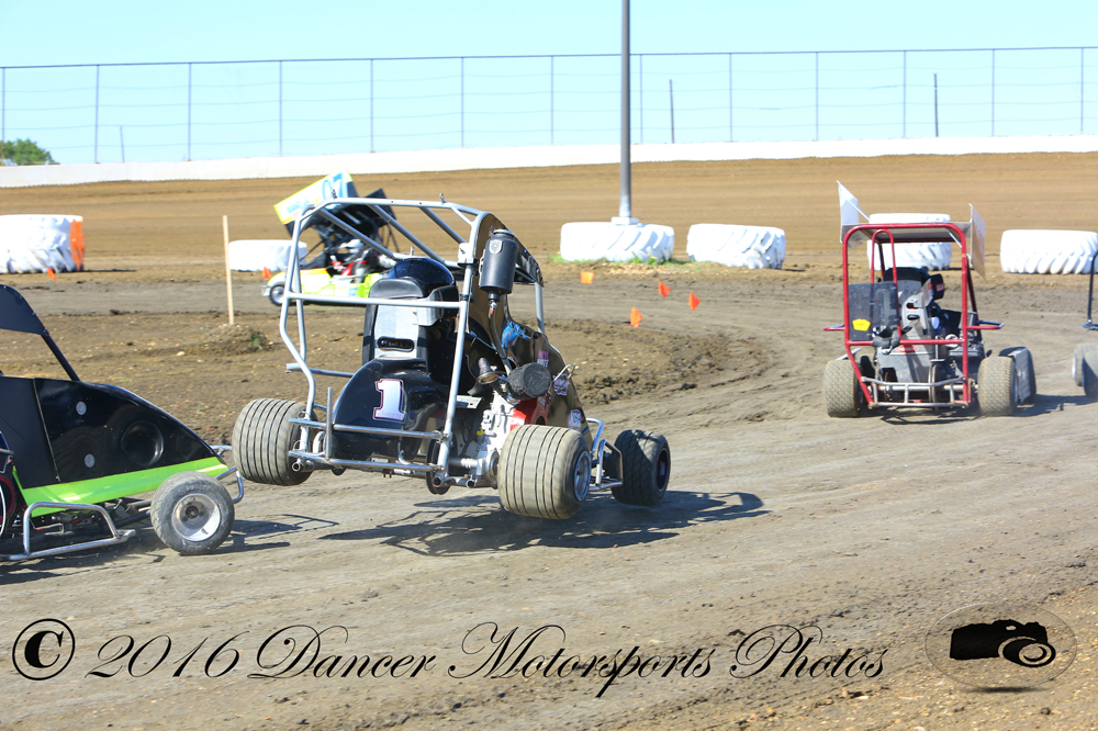 And Journee White getting a little more air during a heat race!